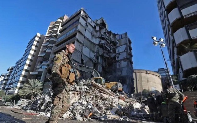 Hezbollah và Israel tiếp tục giao tranh dù lệnh ngừng bắn còn hiệu lực