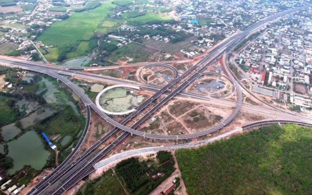 Phường Tân Thành thông báo tìm chủ sử dụng đất phục vụ dự án cao tốc Biên Hòa - Vũng Tàu