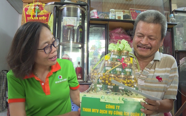 TP. Hồ Chí Minh: Trao tặng kinh phí hỗ trợ cho thương binh và bệnh binh