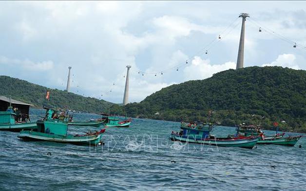 Xây dựng và phát triển Việt Nam trở thành quốc gia biển mạnh