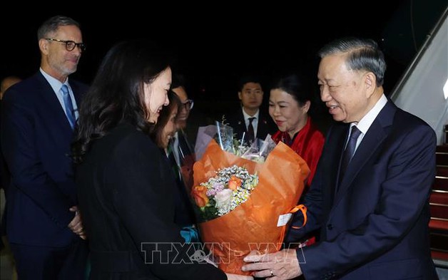 Tổng Bí thư, Chủ tịch nước Tô Lâm bắt đầu thăm chính thức Cộng hòa Pháp và dự Hội nghị Thượng đỉnh Không gian vũ trụ tại Paris
