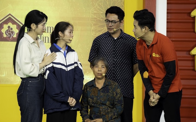 Diễn viên Trương Minh Cường tiết lộ tuổi thơ mồ côi