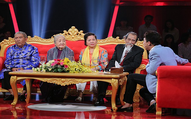 Sau ánh hào quang - Tập 19
