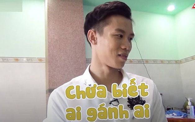 Lần đầu chơi gameshow, Quế Ngọc Hải sợ cả team phải "gánh" mình