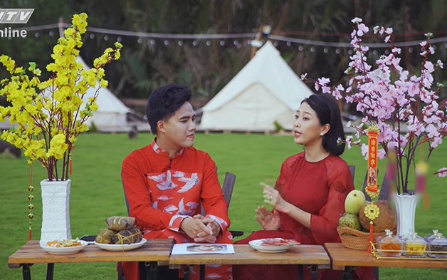 Liêu Hà Trinh gửi quà đến khán giả