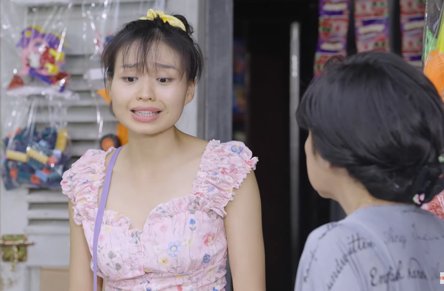 Đứng ngồi không yên vì khách quý hỏi thăm - Lẹ không trễ tàu