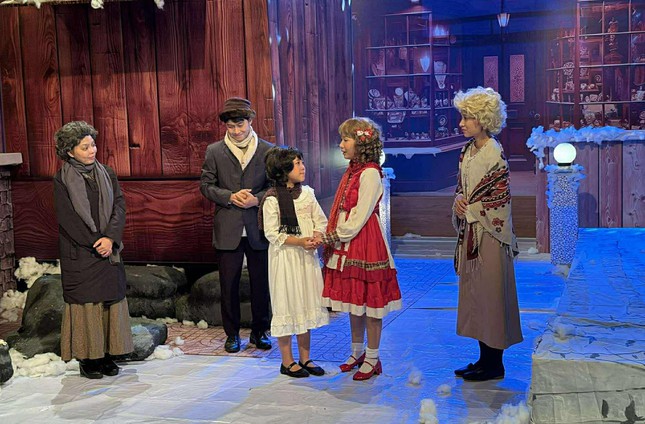 Hô Biến kỳ 65: Đôi giày đỏ