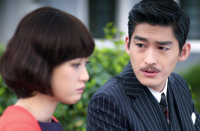 Về lại Hồng Kông thập niên 90 qua "Vua điện ảnh"