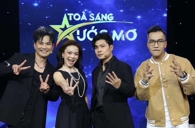 Tỏa sáng ước mơ: Ban giám khảo hé lộ những gương mặt lọt "top an toàn"