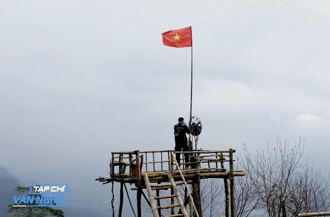 100 ngày xuyên Việt và khát vọng "A little Vietnam" - Tạp chí văn nghệ