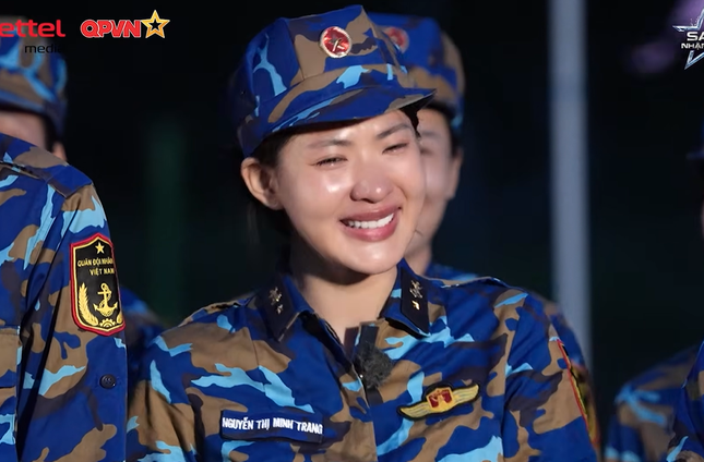 Minh Trang bật khóc, Văn Mai Hương hát “Cầu vồng lấp lánh” | Sao Nhập Ngũ 2026