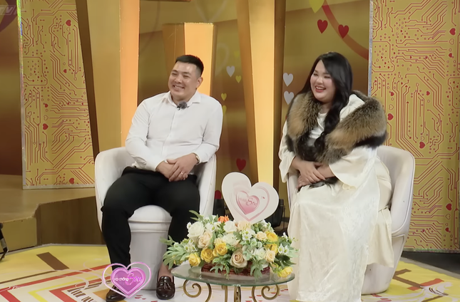 Vợ chồng son: Đám cưới bị tạt mắm tôm và câu nói xé lòng của cậu con trai 10 tuổi