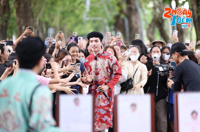 2 Ngày 1 Đêm: Đang tranh Tổng tài, các thành viên bất ngờ phải “tăng ca” giữa đêm