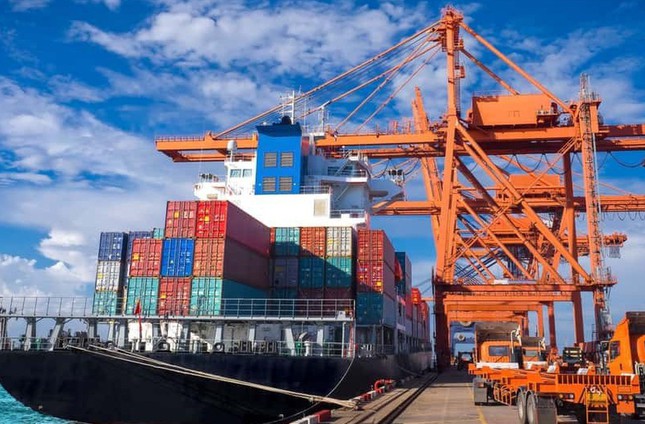Kim ngạch xuất nhập khẩu lập kỷ lục mới