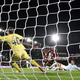 Bournemouth thắng đậm Aston Villa, Sunderland hạ Brentford tại Carabao Cup