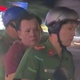 Bắt nghi phạm giết người tình rồi nhảy cầu, xong... bơi vào bờ bỏ trốn