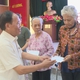 Trao kinh phí hỗ trợ cho thương binh, bệnh binh