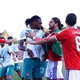 Đàn em Ronaldo đánh người nhận thẻ đỏ, nguy cơ bị cấm thi đấu World Cup 2026