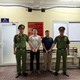 Bắt khẩn cấp 2 tài xế gây náo loạn giao lộ trung tâm TP. Hồ Chí Minh