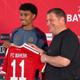 Bayern Munich ra mắt tân binh Nathaniel Brown