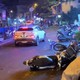 Ôtô tông nhiều xe máy trước quán nhậu ở TP. Hồ Chí Minh